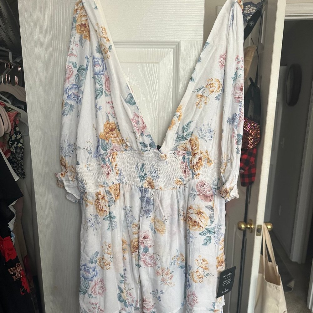 Lulu's Blooming Feelings White Floral Print Puff Sleeve Mini Dress- Size L